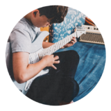 https://archipel-musique.fr/wp-content/uploads/2025/09/Rounded-Guitar-Encounters-160x160.png