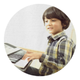 https://archipel-musique.fr/wp-content/uploads/2025/09/Rounded-MusicAdventure-160x160.png